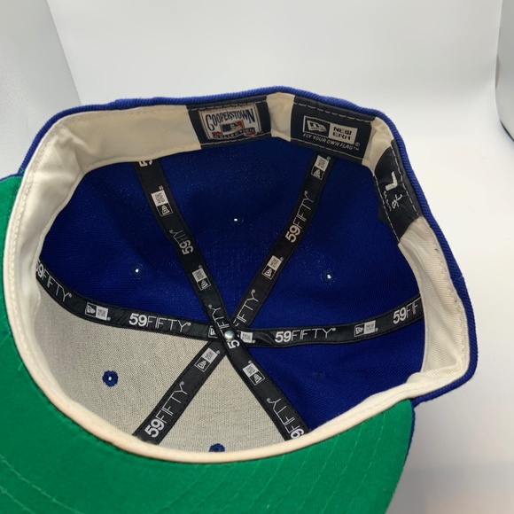 Vintage Seattle Mariners Hat New Era Cooperstown Collection 100% Wool Size 7 1/8 - Picture 8 of 11